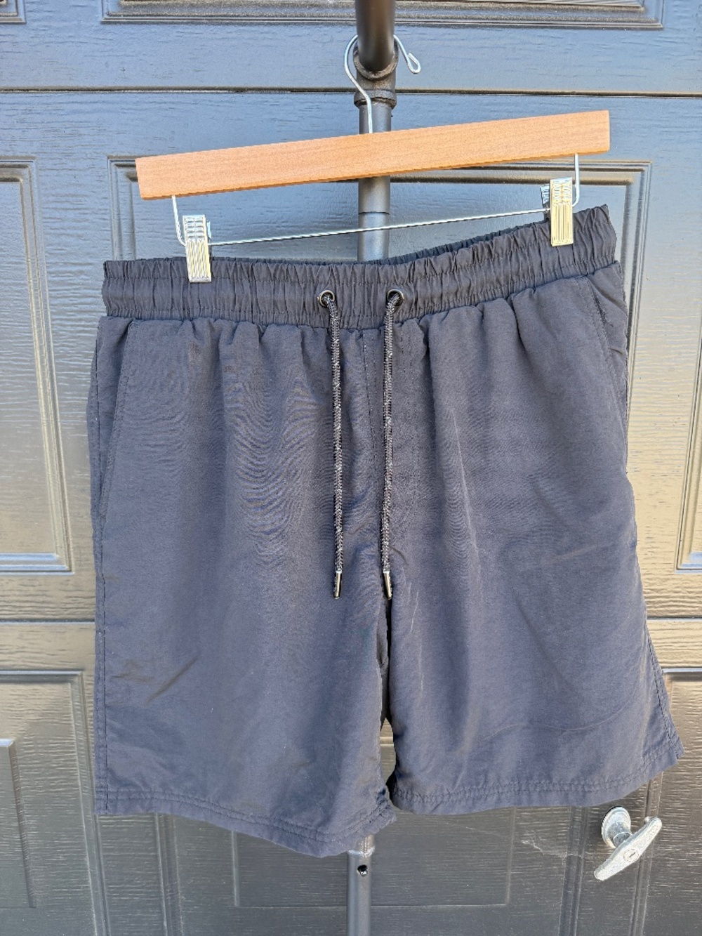 Used! Men's CSG Black Nylon Drawstring Stretchy Waistband Mesh Lining Size L
